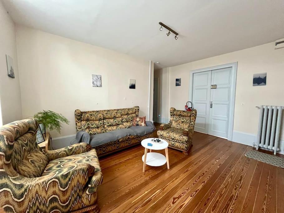 La Demeure De Margot - 24 Couchages Βίλα Villeneuve-sur-Yonne Εξωτερικό φωτογραφία