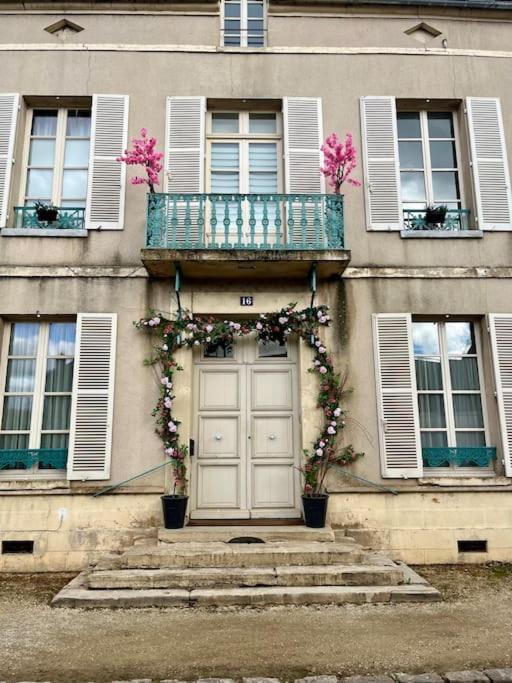 La Demeure De Margot - 24 Couchages Βίλα Villeneuve-sur-Yonne Εξωτερικό φωτογραφία