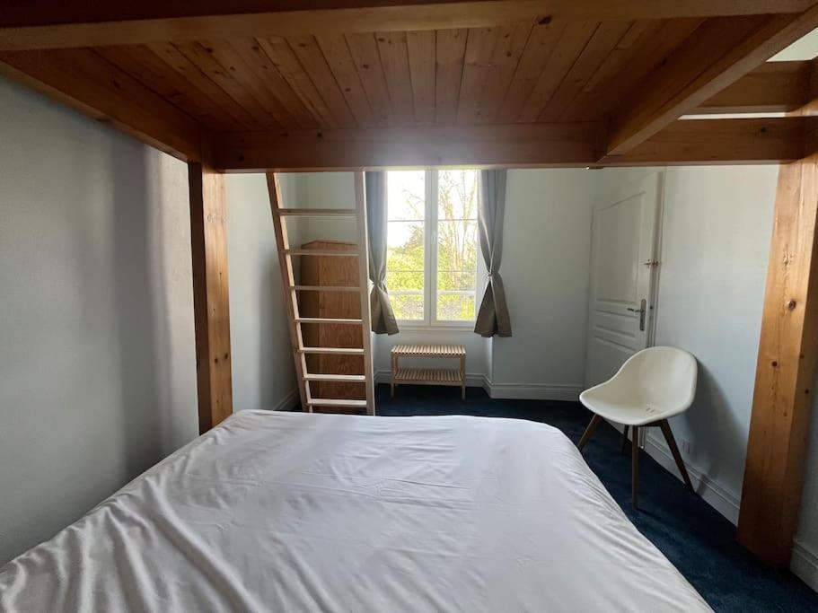 La Demeure De Margot - 24 Couchages Βίλα Villeneuve-sur-Yonne Εξωτερικό φωτογραφία