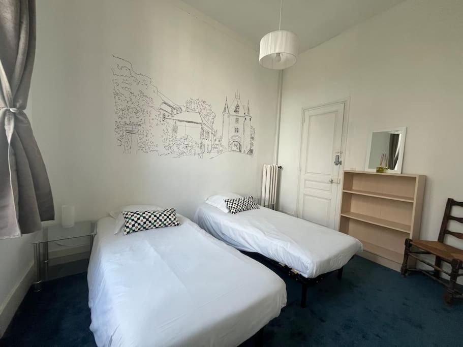La Demeure De Margot - 24 Couchages Βίλα Villeneuve-sur-Yonne Εξωτερικό φωτογραφία